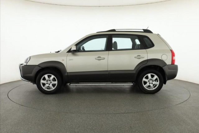 Hyundai Tucson  2.0 CRDi 