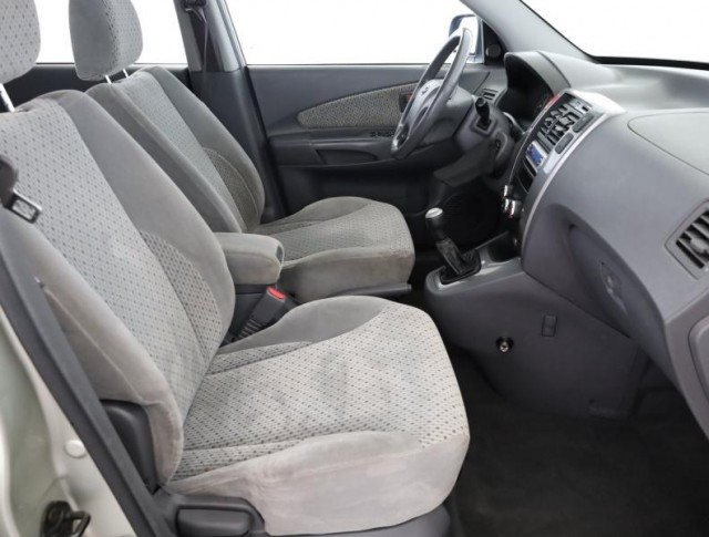 Hyundai Tucson  2.0 CRDi 