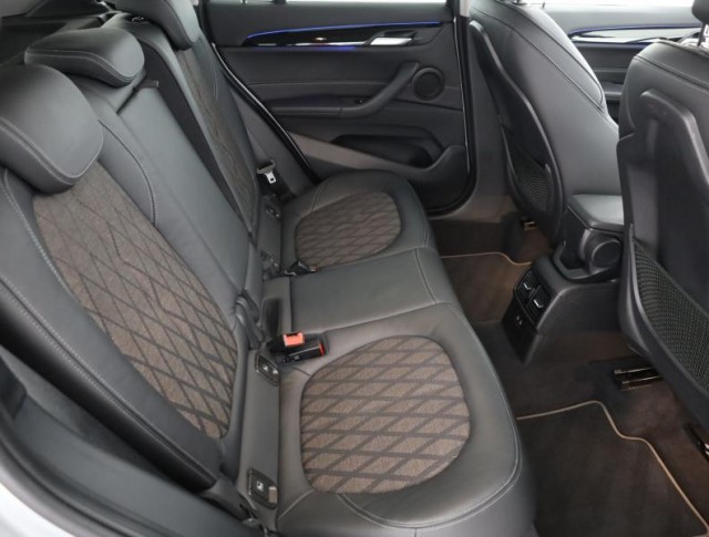 BMW X1  sDrive18d 