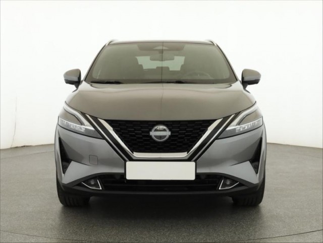 Nissan Qashqai  1.3 DIG-T MHEV Tekna