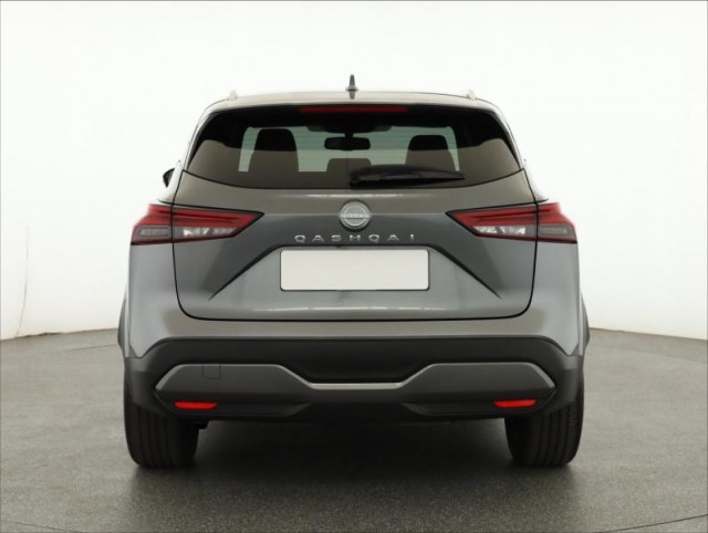 Nissan Qashqai  1.3 DIG-T MHEV Tekna
