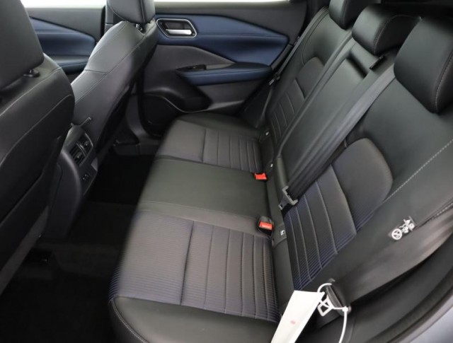 Nissan Qashqai  1.3 DIG-T MHEV Tekna