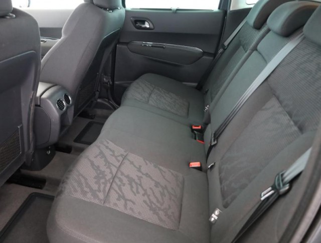 Peugeot 3008  1.6 THP 