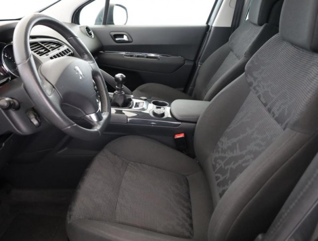Peugeot 3008  1.6 THP 