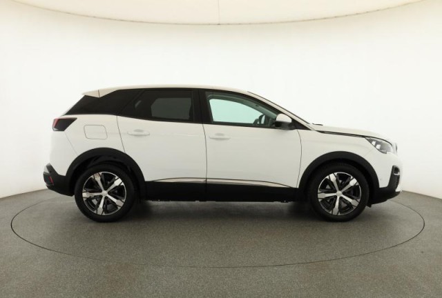 Peugeot 3008  1.6 BlueHDi 