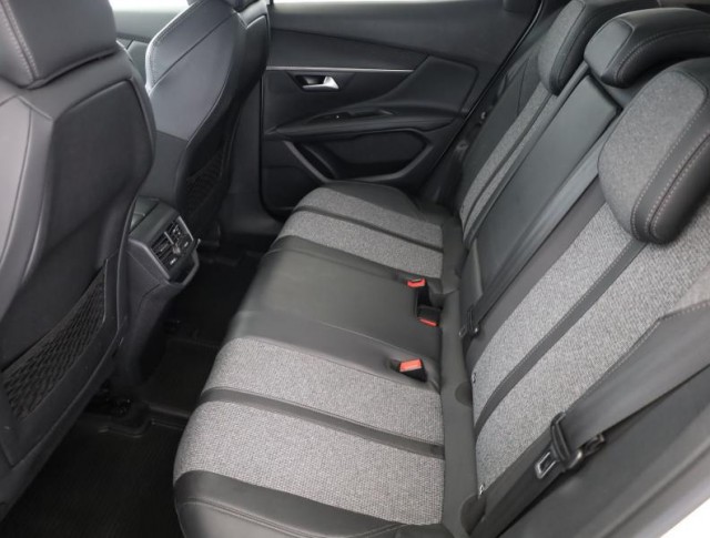 Peugeot 3008  1.6 BlueHDi 