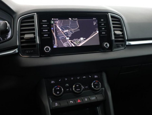 Škoda Karoq  1.5 TSI Style