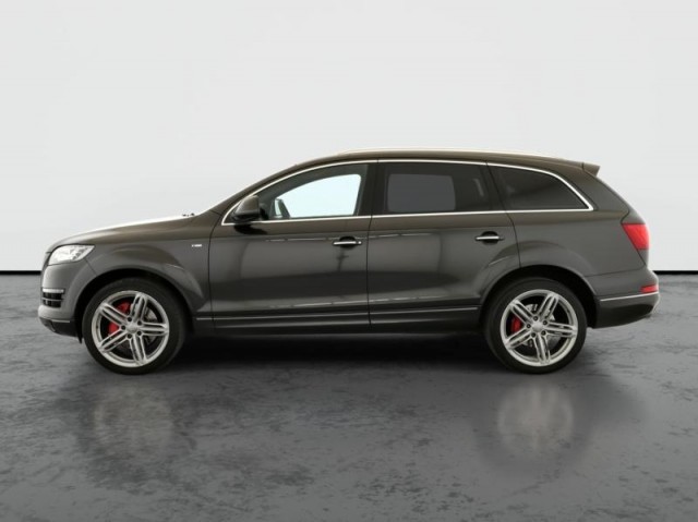 Audi Q7  3.0 TDI S-Line