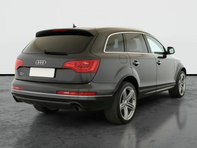 Audi Q7  3.0 TDI S-Line