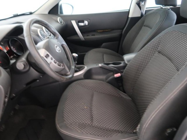 Nissan Qashqai  2.0 dCi 