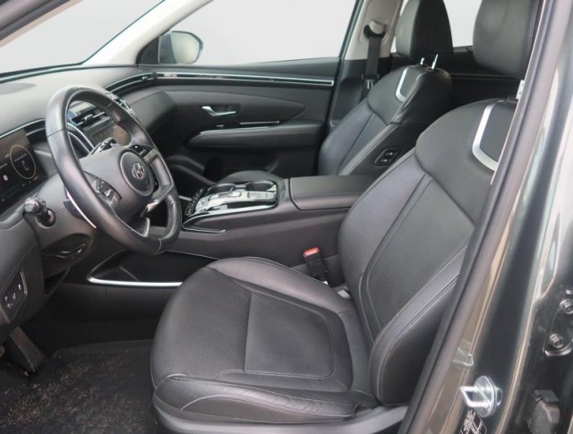 Hyundai Tucson  1.6 T-GDI 48V MHEV 