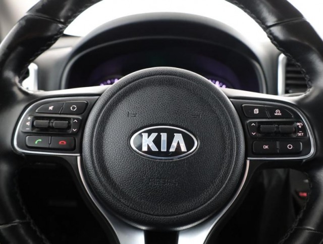 Kia Sportage  2.0 CRDi 