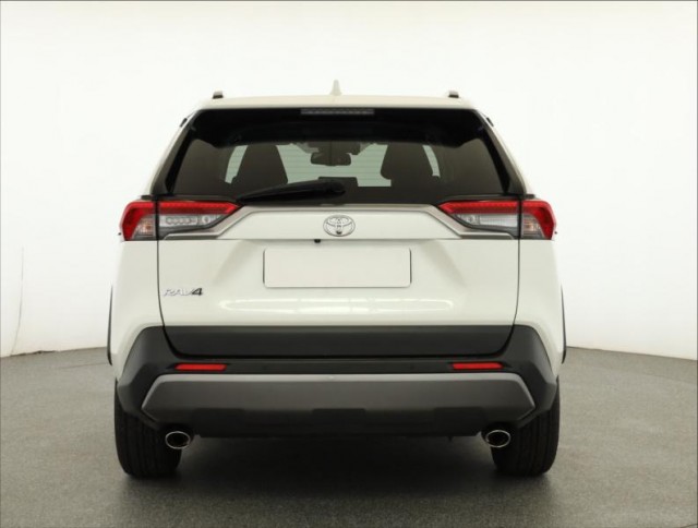 Toyota RAV 4  2.0 Valvematic 