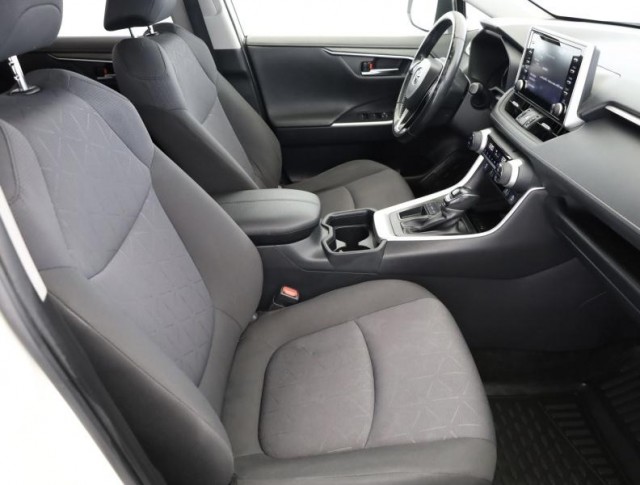 Toyota RAV 4  2.0 Valvematic 