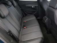 Peugeot 3008  1.5 BlueHDi 