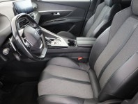 Peugeot 3008  1.5 BlueHDi 