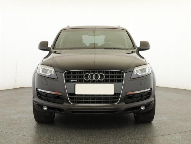 Audi Q7  4.2 FSI 