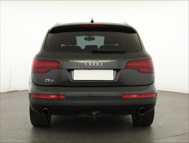 Audi Q7  4.2 FSI 