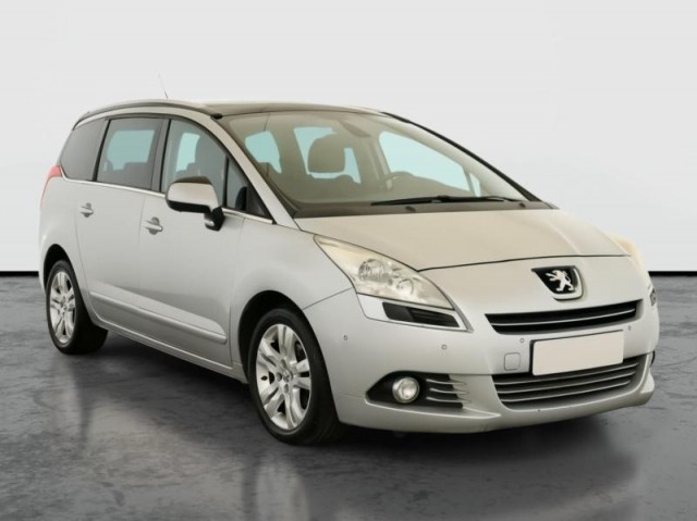 Peugeot 5008  1.6 HDi 