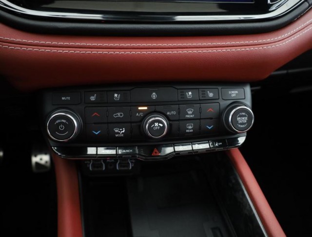 Dodge Durango  6.4 V8 SRT AWD 