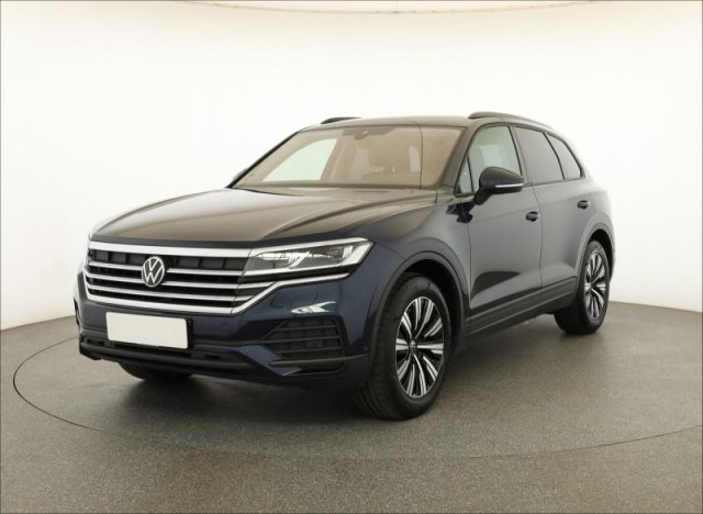 Volkswagen Touareg  3.0 TDI 
