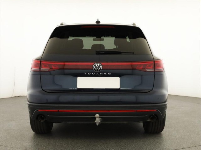 Volkswagen Touareg  3.0 TDI 