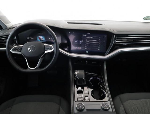 Volkswagen Touareg  3.0 TDI 