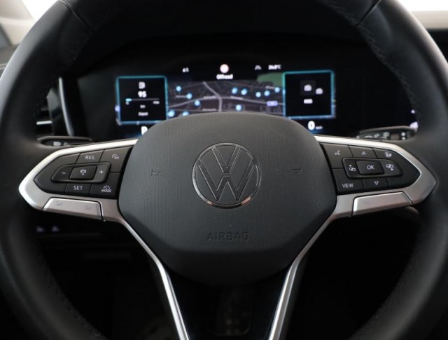 Volkswagen Touareg  3.0 TDI 
