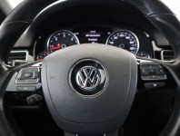 Volkswagen Touareg  3.0 TDI 