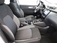 Nissan Qashqai  1.6 DIG-T 