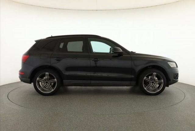 Audi Q5  3.0 TDI 