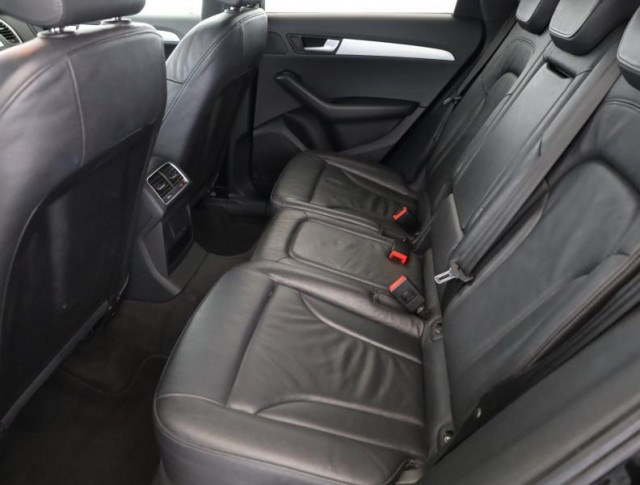 Audi Q5  3.0 TDI 