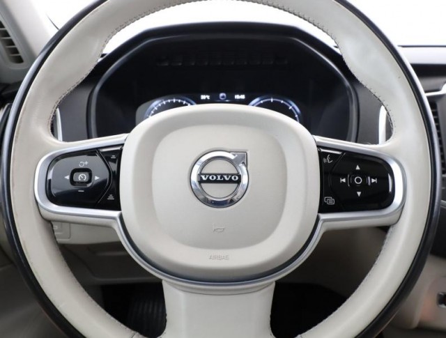 Volvo XC90  D5 AWD 