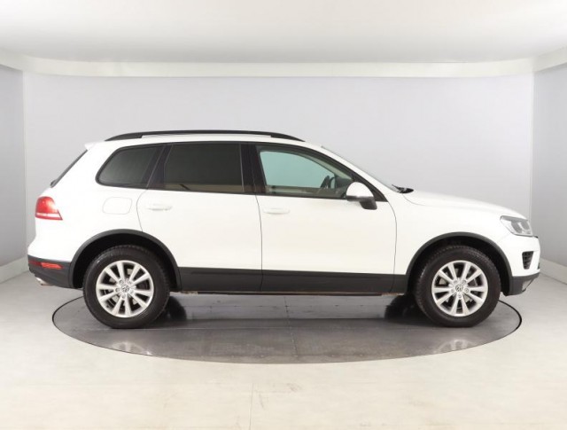 Volkswagen Touareg  3.0 TDI 