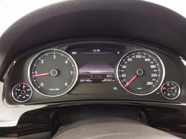 Volkswagen Touareg  3.0 TDI 