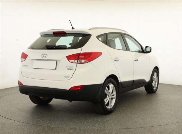 Hyundai ix35  2.0 CRDi 