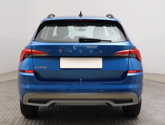 Škoda Kamiq  1.0 TSI Ambition Plus