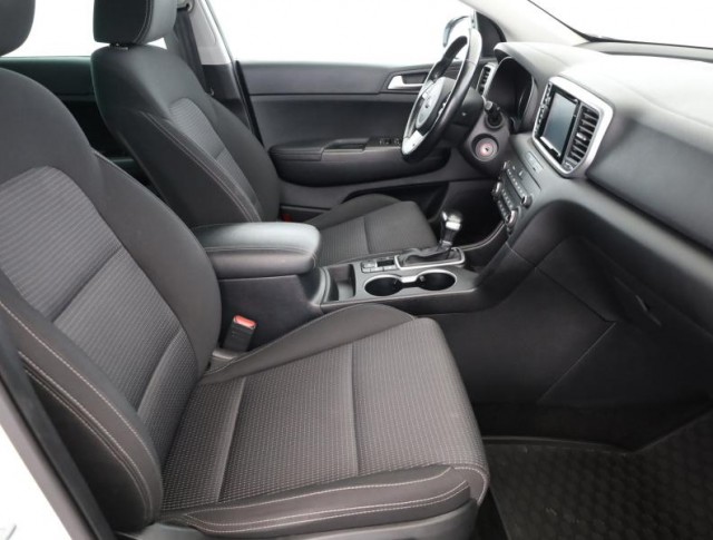 Kia Sportage  1.6 CRDi Top