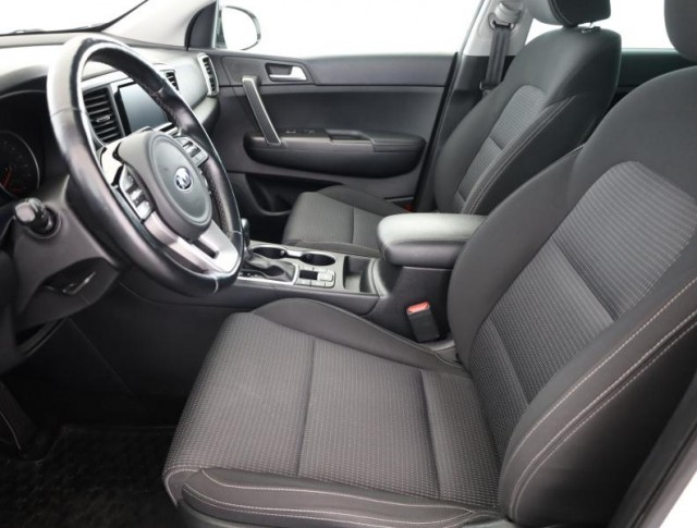 Kia Sportage  1.6 CRDi Top