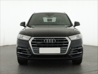 Audi Q5  2.0 TDI S line