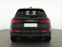 Audi Q5  2.0 TDI S line