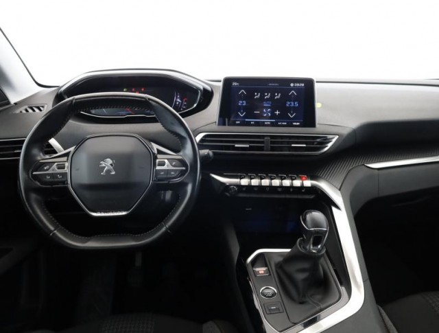 Peugeot 5008  1.5 BlueHDi 