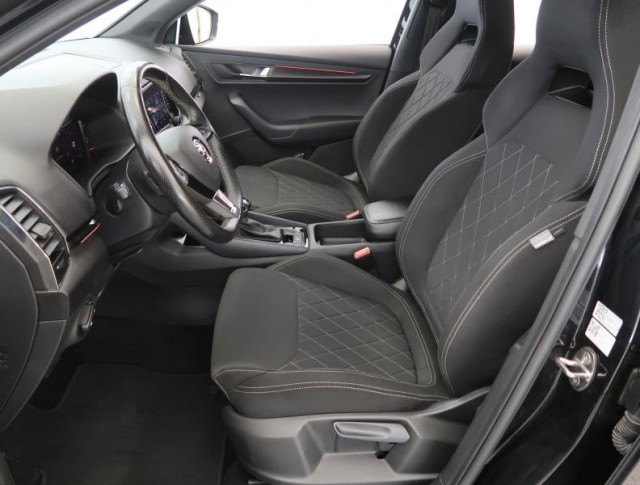 Škoda Karoq  1.5 TSI Sportline