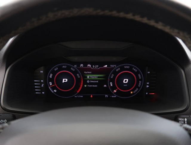 Škoda Karoq  1.5 TSI Sportline