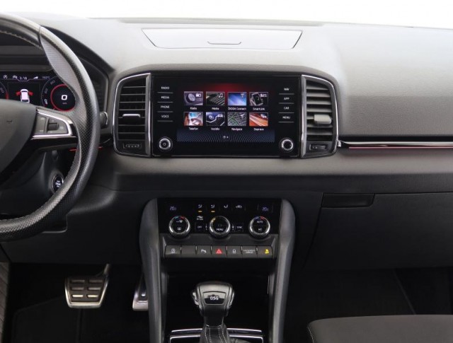 Škoda Karoq  1.5 TSI Sportline