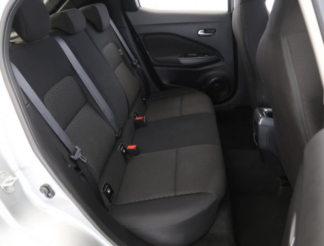 Nissan Juke  1.0 DIG-T 