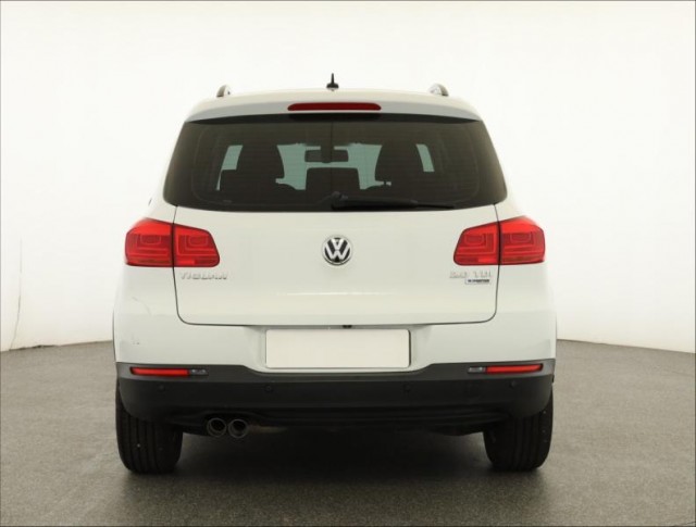 Volkswagen Tiguan  2.0 TDI 