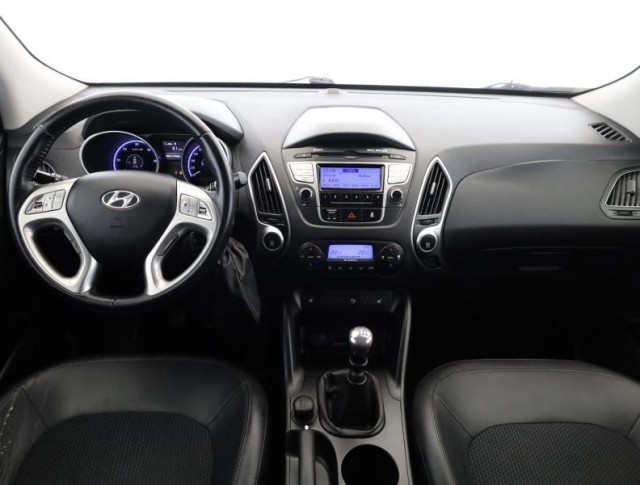 Hyundai ix35  2.0 CRDi 