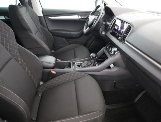 Škoda Karoq  1.5 TSI 