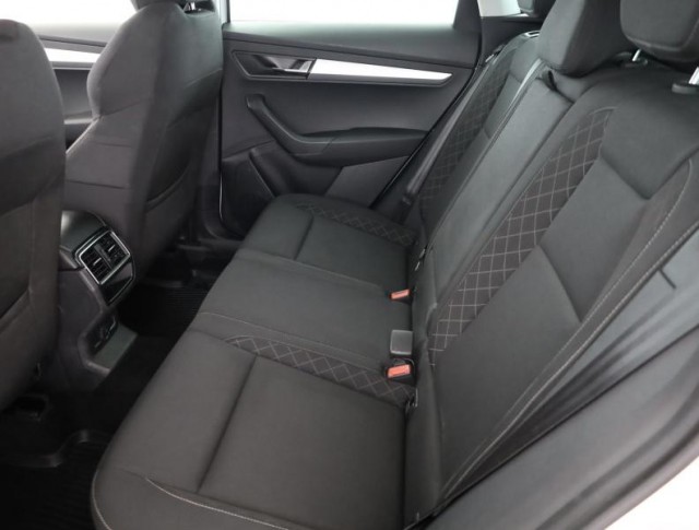 Škoda Karoq  1.5 TSI 